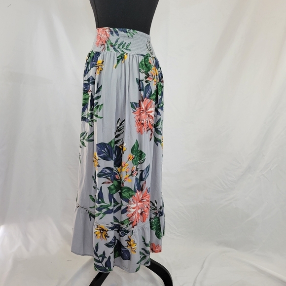 PATRONS OF PEICE FLORAL MAXI SKIRT Smocked Waist - Picture 4 of 9